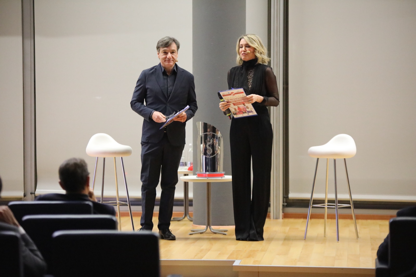 Fabio Caressa ed Elena Barolo sul palco della seconda edizione del Gran Galà